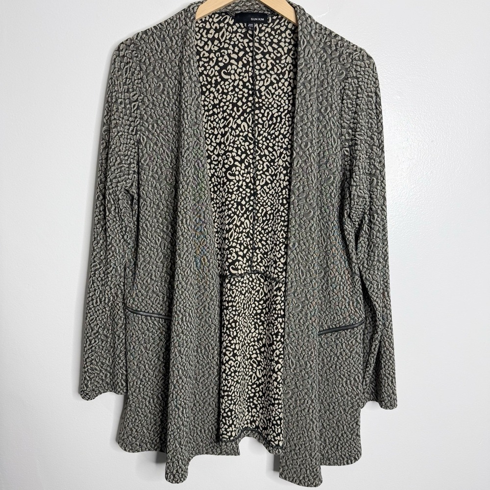 Sun Kim Open Front Leopard Cardigan Large Zipper Detail Workwear Casual‎ Modest